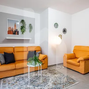 Appartamento Homiday - New House - Aeroporto - Free Parking, Pisa